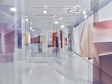 Susa Templin, Labyrinth of Spaces, Installationsansicht Kunststiftung DZ-Bank Frankfurt, 2022