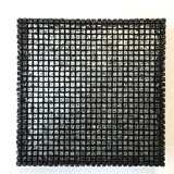 schwarz ist schön, Verbundglasblock gesägt, gebrochen, bemalt, verspiegelt, 28 x 28 x 6,5 cm, 2021