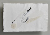 Wandarbeit &#34;im moment 28&#34;, Handgeschöpftes Blatt, Pferdehaar, 35 x 48 x 3,3 cm, 2023