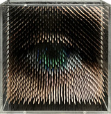 Maxim Wakultschik, as is customary on such occasions, 2025, Serie Details, Lack auf Holz auf Kapa Platte hinter Plexiglashaube, 20 x 20 x 8,6 cm