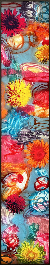 Cora Korte, “Wonderful life…“, Hinterglasmalerei, Lichtbild, 230 x 40 cm