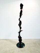 Leaf Stack II (2), Stahl, 211 x 30 x 30 cm, 2025