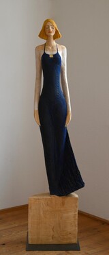 BlauesKleidLindePigment168cm202112