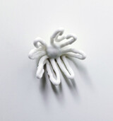 Inge Gutbrod "WachsBlüte, k20"