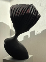 LARS ZECH - MOVING PORTRAIT - Walnuss gebeizt, geölt